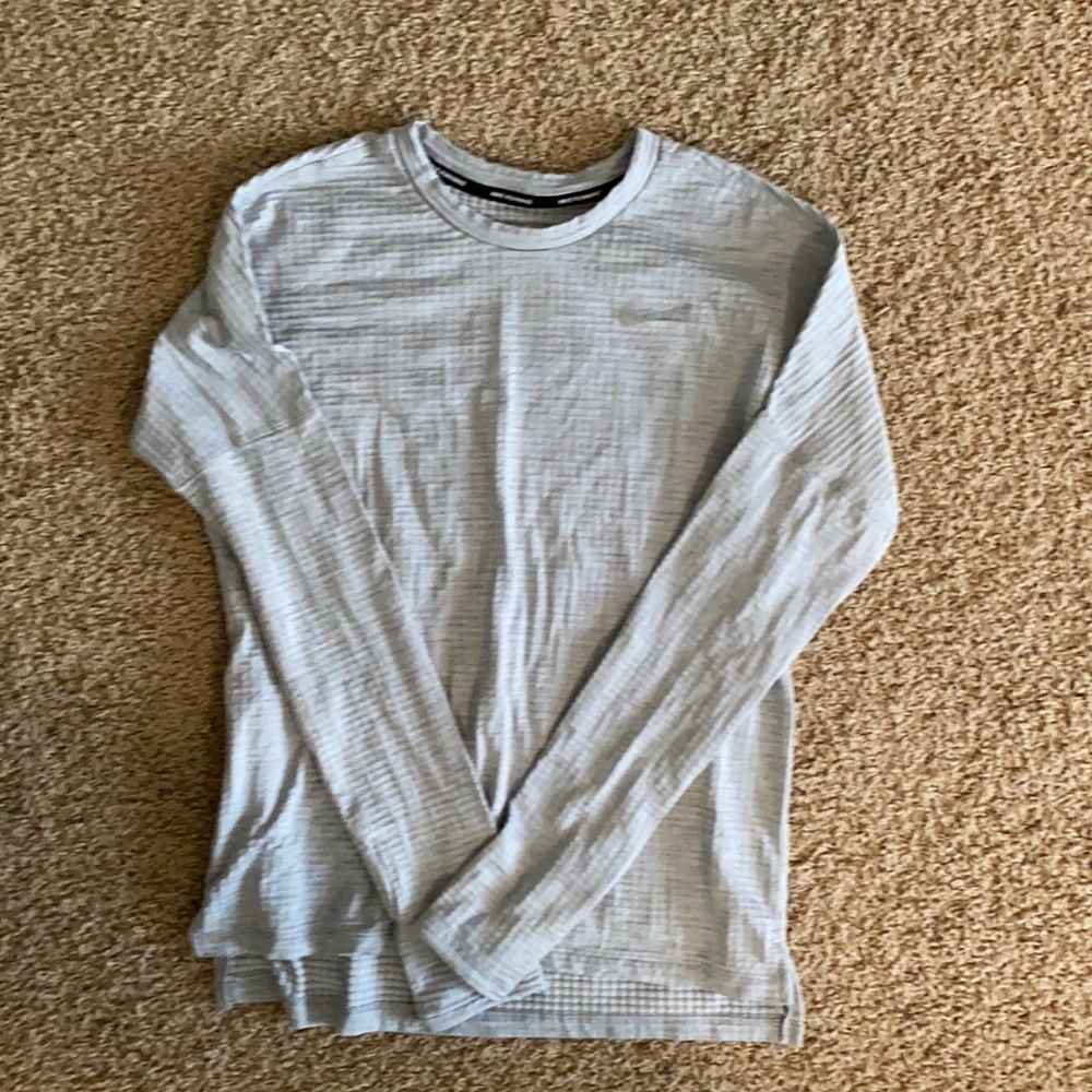 Nike running top